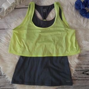 🌟LIKE NEW🌟 CHAMPION DUODRY women's top
